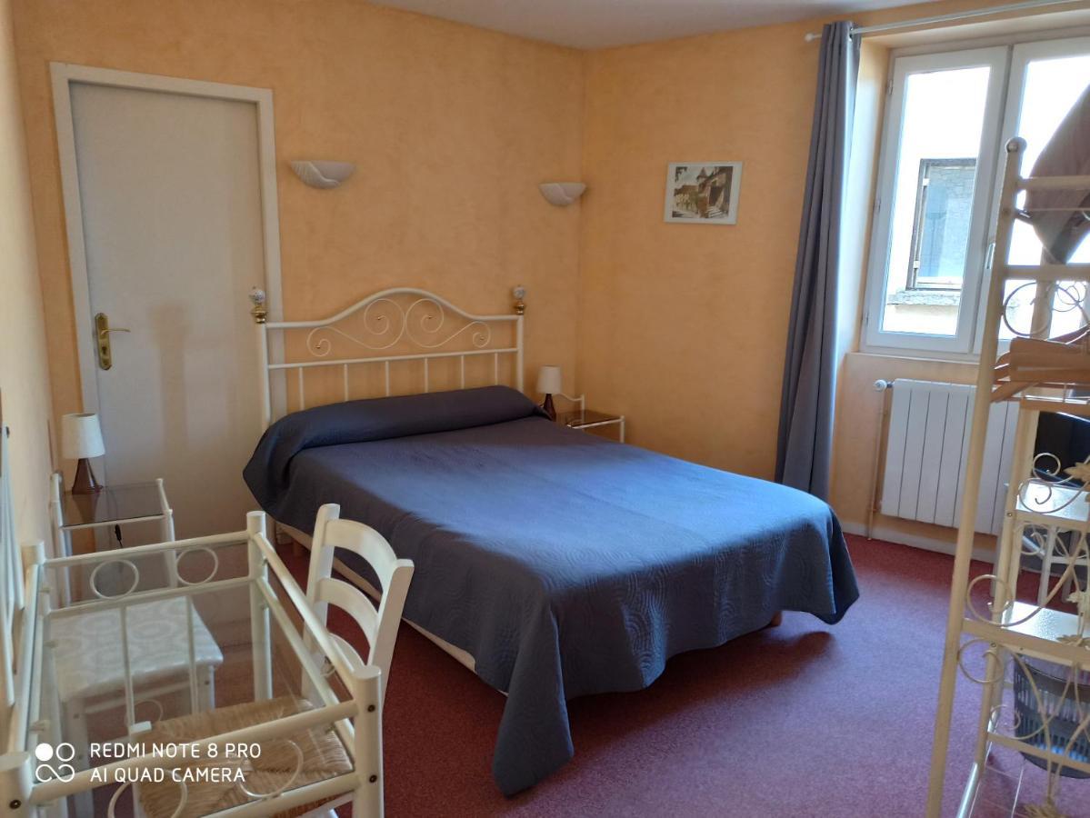 Hotel Auberge De La Nauze Sagelat Eksteriør billede
