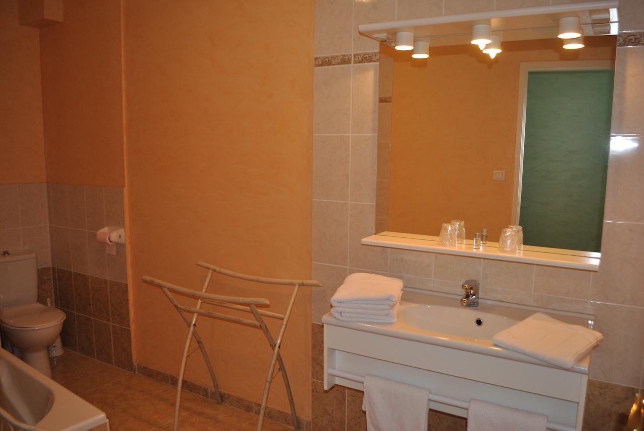 Hotel Auberge De La Nauze Sagelat Værelse billede